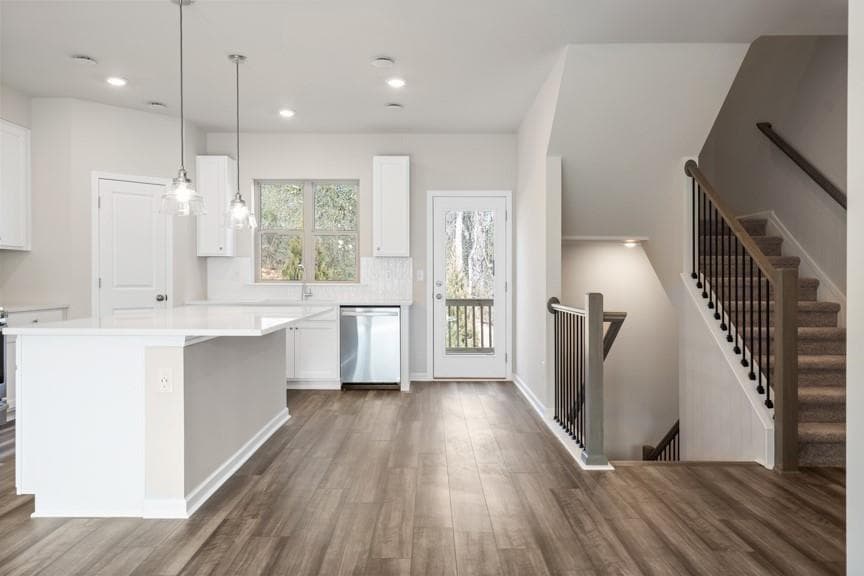 3 bedroom, 4 bathroom, 2,018 sq ft townhouse for sale at 209 Matson Run, Mableton, GA 30126 — photo 3