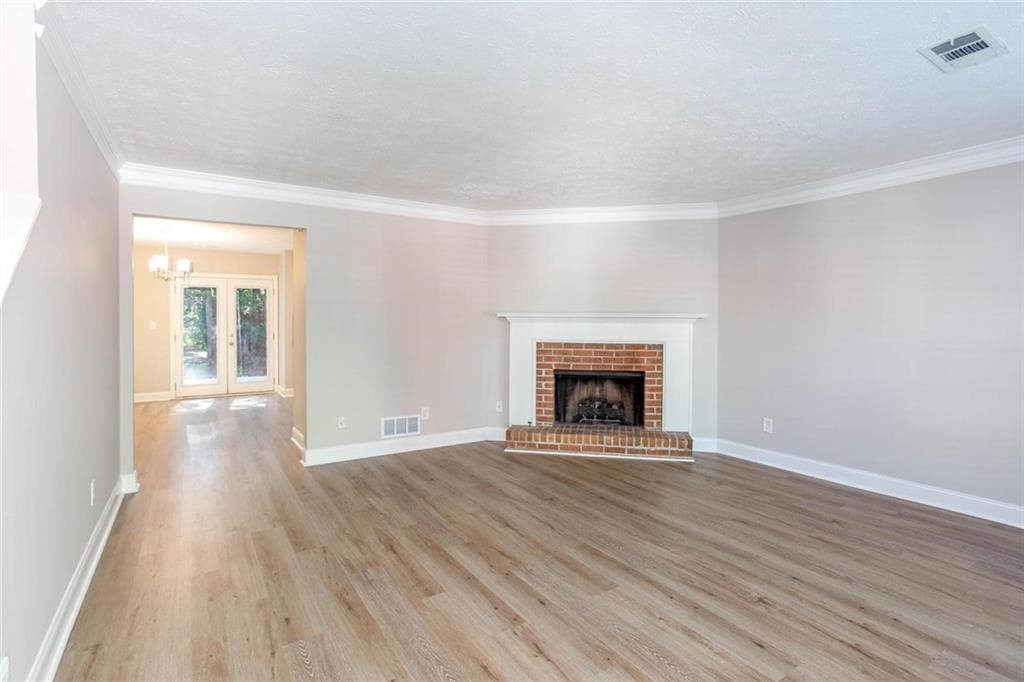 2 bedroom, 3 bathroom, 1,292 sq ft townhouse for sale at 2933 Lexington Trace Drive, Smyrna, GA 30080 — photo 3
