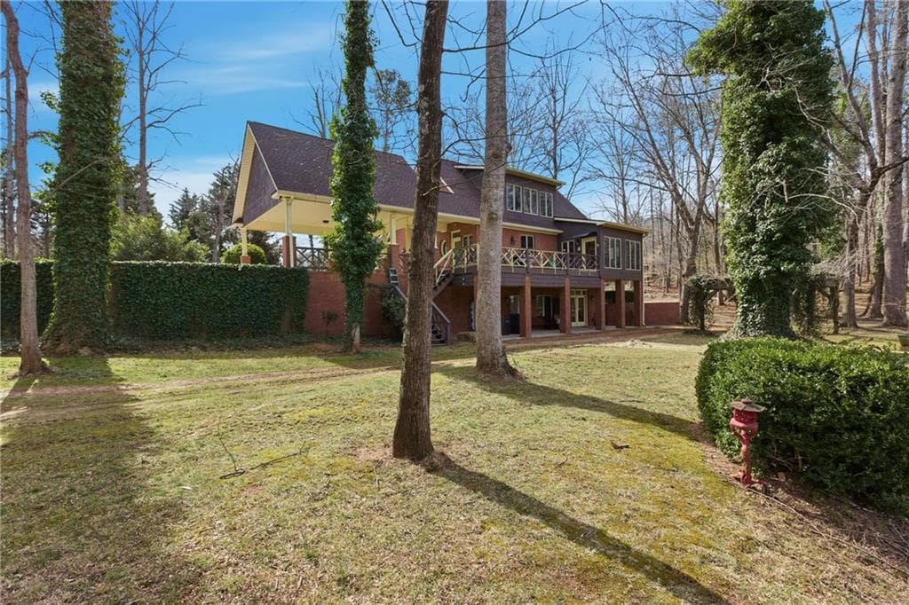 4 bedroom, 4 bathroom, 3,235 sq ft single family residence under contract at 151 Ivy Street, Demorest, GA 30535 — photo 10