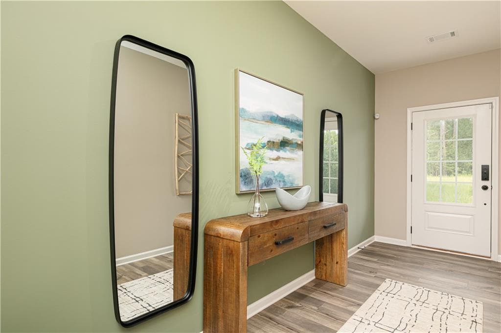 4 bedroom, 3 bathroom, 2,455 sq ft single family residence under contract at 510 Jasmine Woods Drive, Lawrenceville, GA 30046 — photo 4
