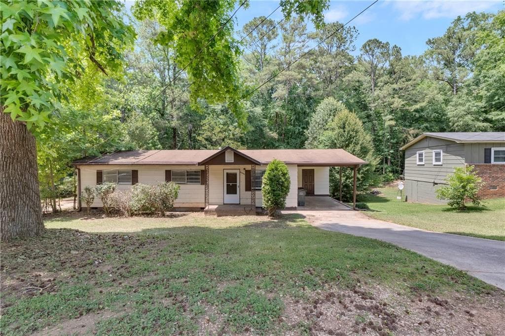 3 bedroom, 1 bathroom, 1,056 sq ft townhouse sold at 6242 Green Acres Dr SW, Covington, GA 30014