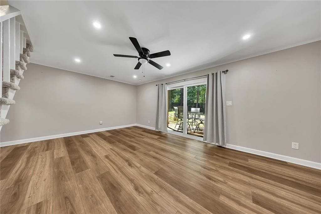 2 bedroom, 3 bathroom, 1,452 sq ft condominium for sale at 9 Fairway Drive, Kennesaw, GA 30144 — photo 8