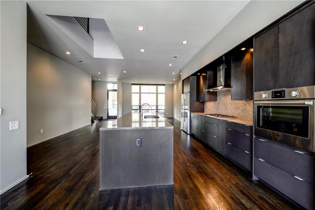 3 bedroom, 4 bathroom other for rent at 721 Longleaf Drive 9, Atlanta, GA 30342 for $8,000 a month — photo 4