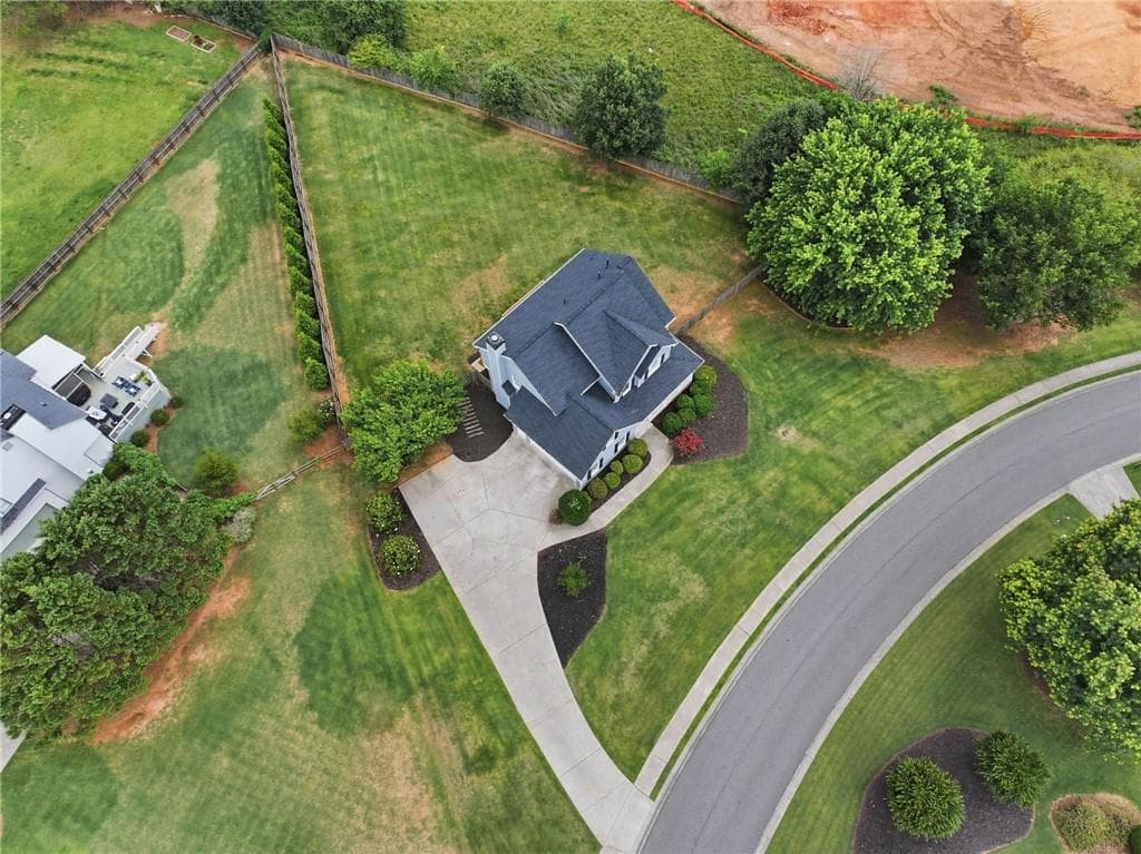 5 bedroom, 4 bathroom, 2,999 sq ft single family residence under contract at 4350 Fairfax Drive, Cumming, GA 30028 — photo 4