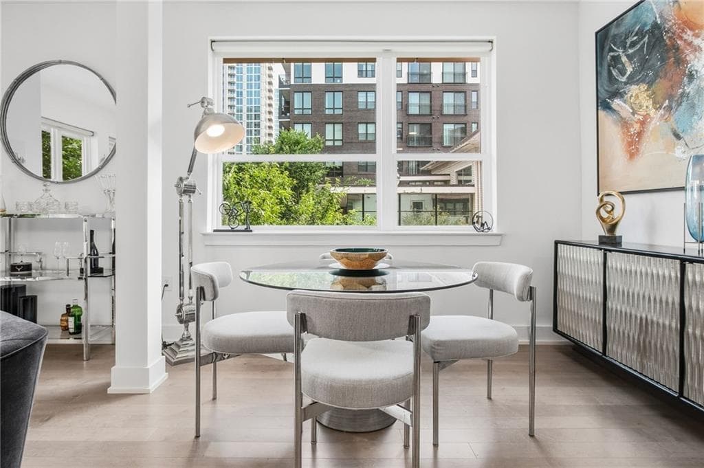 2 bedroom, 2 bathroom, 1,427 sq ft condominium for sale at 775 Juniper Street 207, Atlanta, GA 30308 — photo 8