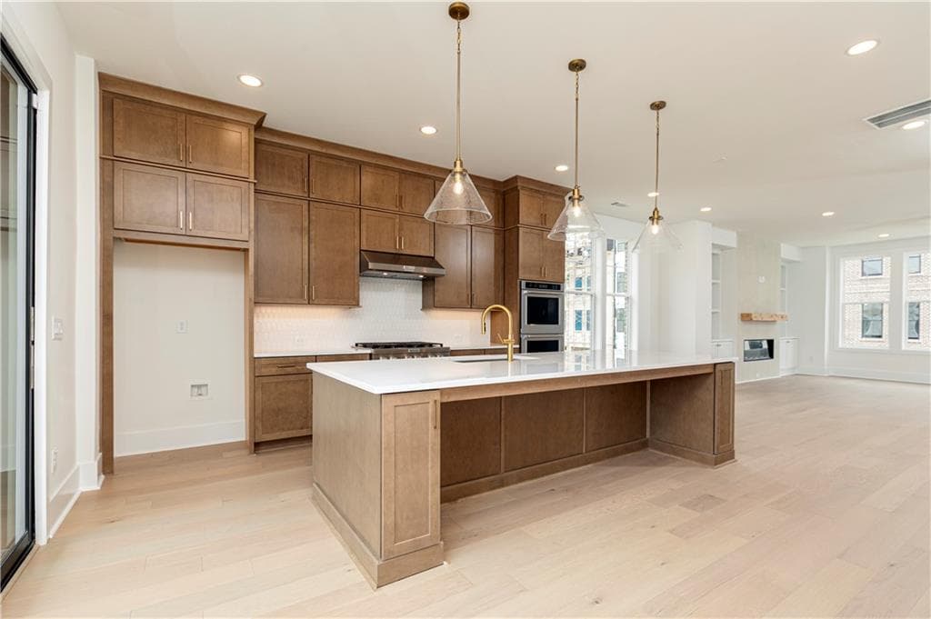 3 bedroom, 4 bathroom, 2,620 sq ft townhouse for sale at 1134 Panorama Drive 45, Brookhaven, GA 30319 — photo 2