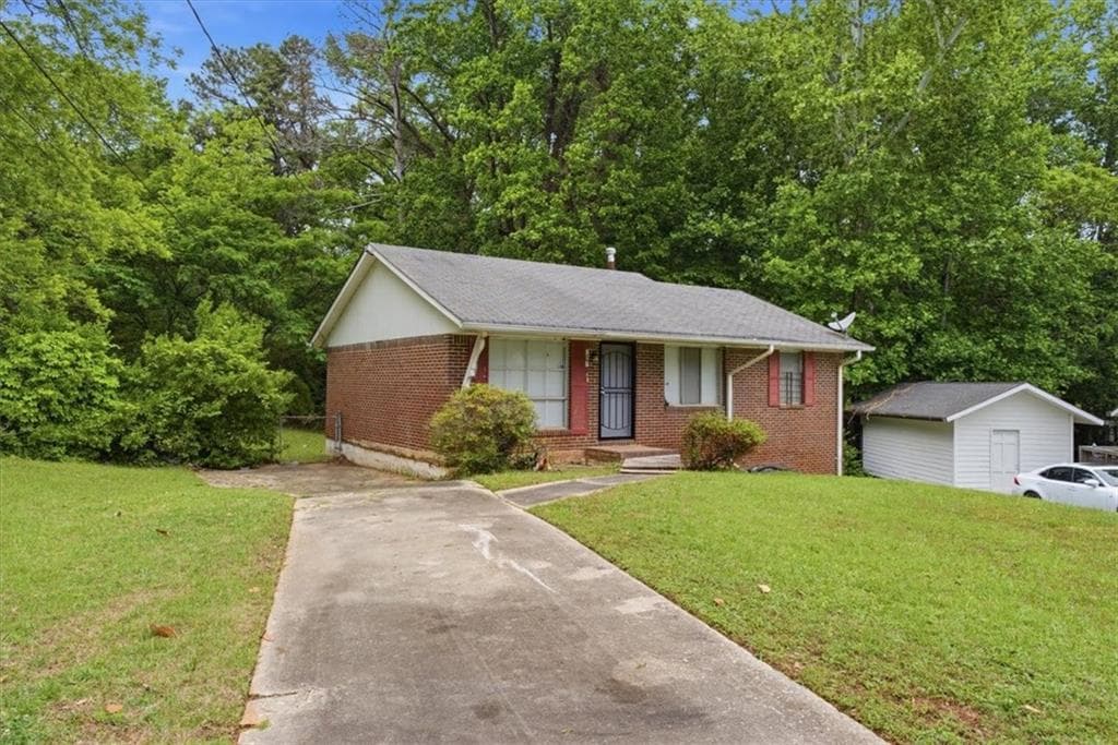 3 bedroom, 1 bathroom single family residence for rent at 1947 Grange Drive, Atlanta, GA 30315 for $1,650 a month — photo 2