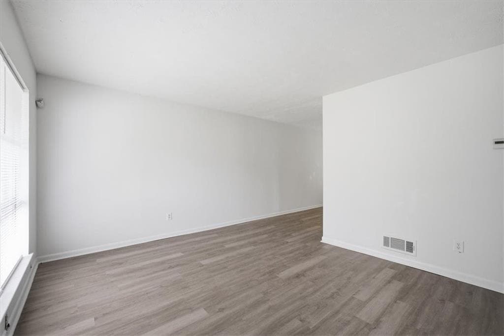 3 bedroom, 1 bathroom single family residence for rent at 1947 Grange Drive, Atlanta, GA 30315 for $1,650 a month — photo 5