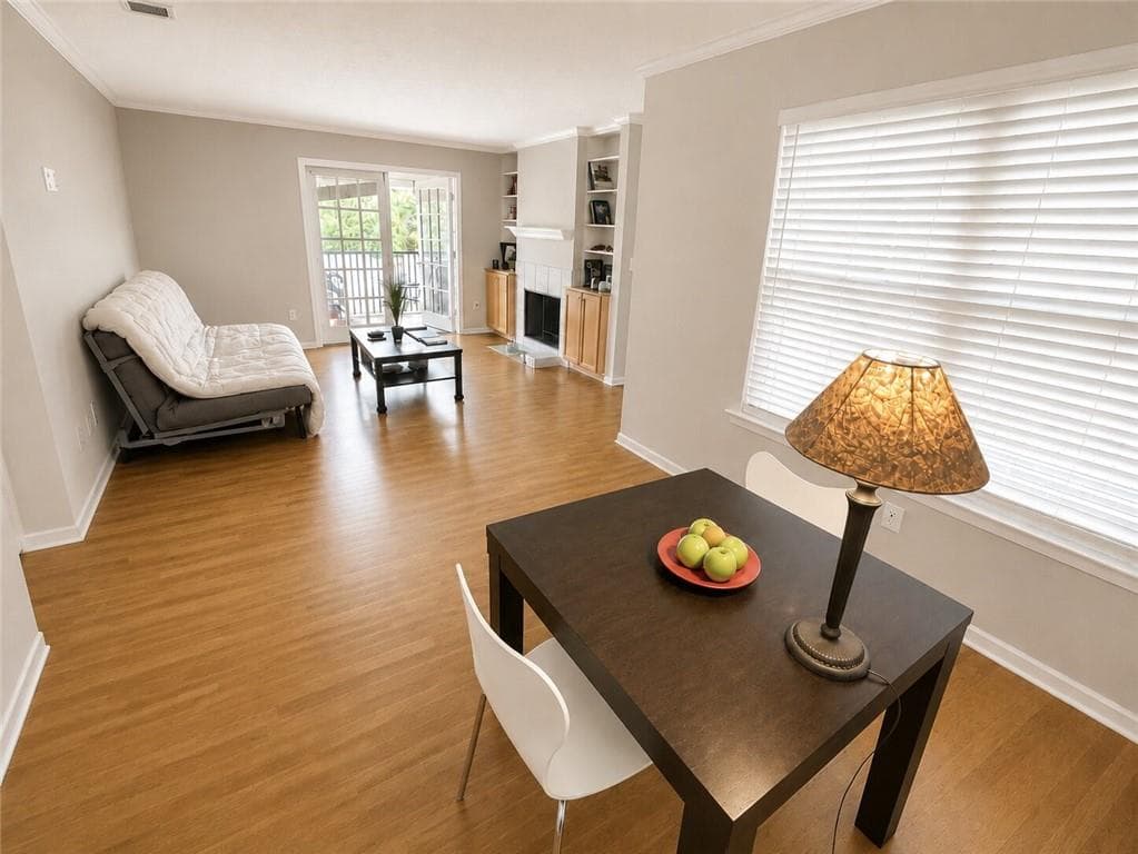 2 bedroom, 2 bathroom, 1,073 sq ft condominium for sale at 1150 Collier Road H07, Atlanta, GA 30318