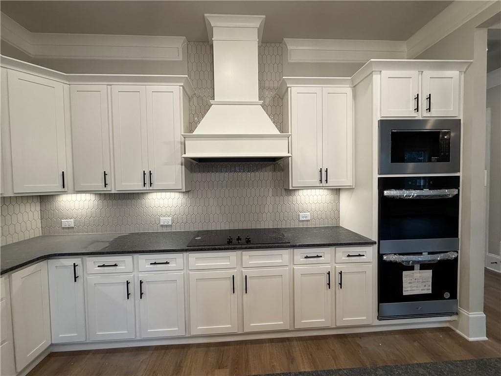 5 bedroom, 4 bathroom, 2,856 sq ft single family residence for sale at 3838 CHEYENNE Lane, Jefferson, GA 30549 — photo 4