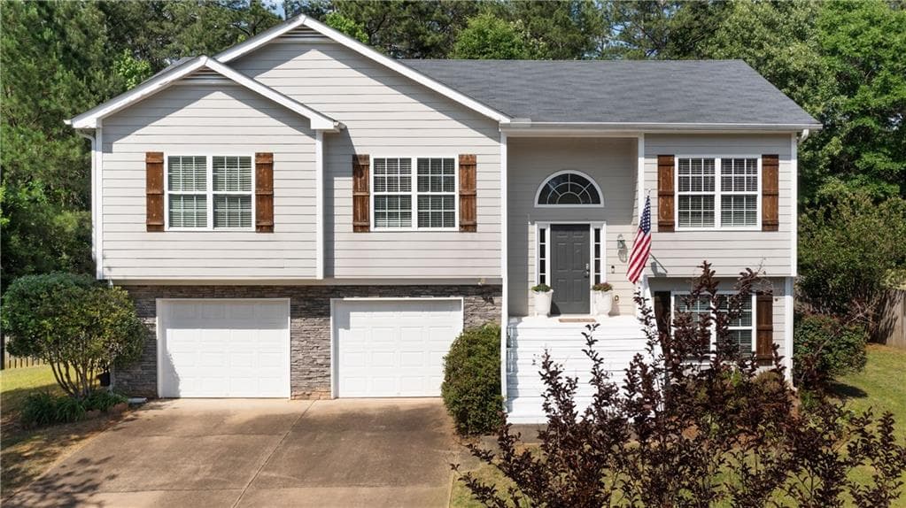 4 bedroom, 3 bathroom, 2,293 sq ft single family residence for sale at 14 Bryan Springs Road, Rome, GA 30165 — photo 4