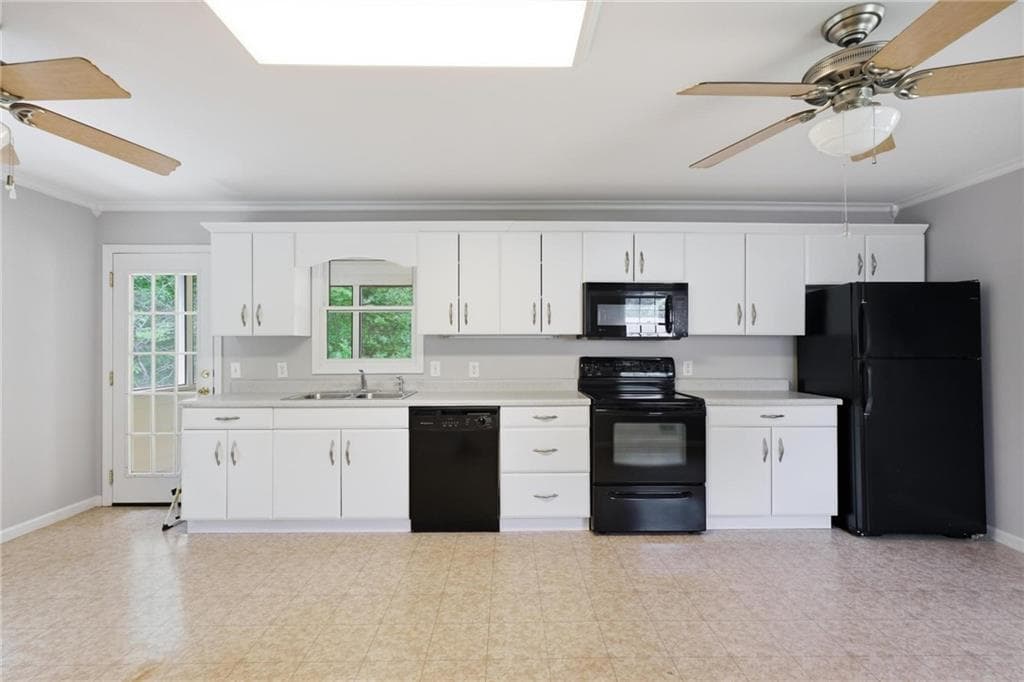 4 bedroom, 2 bathroom, 2,080 sq ft single family residence for sale at 1995 Calvary Hill Court, Marietta, GA 30008 — photo 8