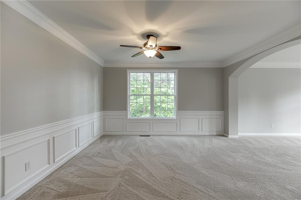 5 bedroom, 3 bathroom, 4,752 sq ft single family residence for sale at 5971 Peacock Lane, Hoschton, GA 30548 — photo 6