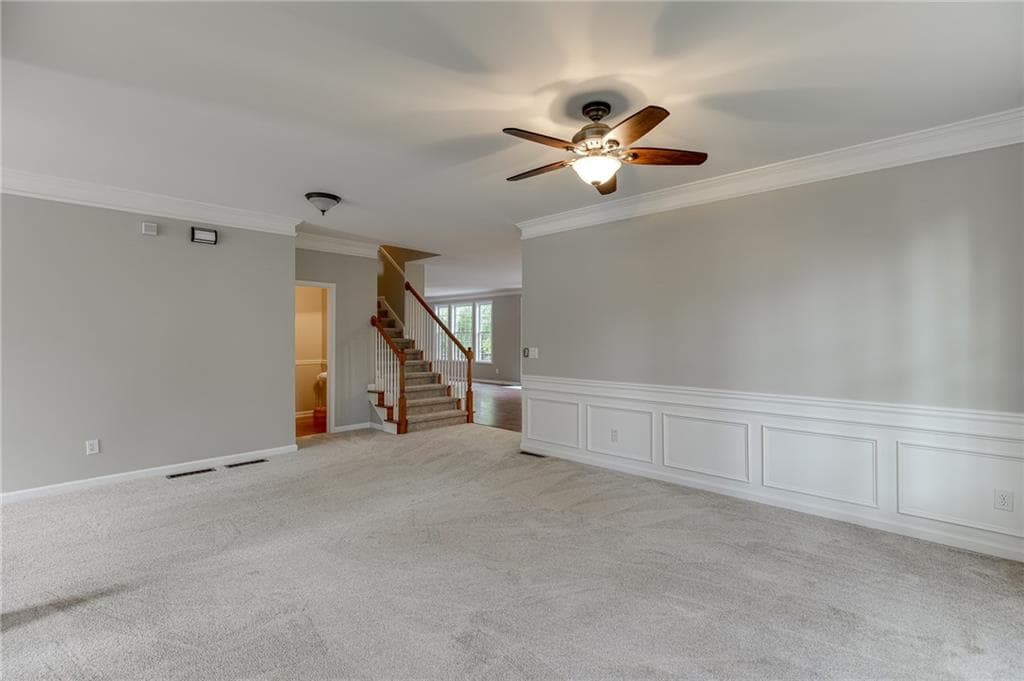 5 bedroom, 3 bathroom, 4,752 sq ft single family residence for sale at 5971 Peacock Lane, Hoschton, GA 30548 — photo 8