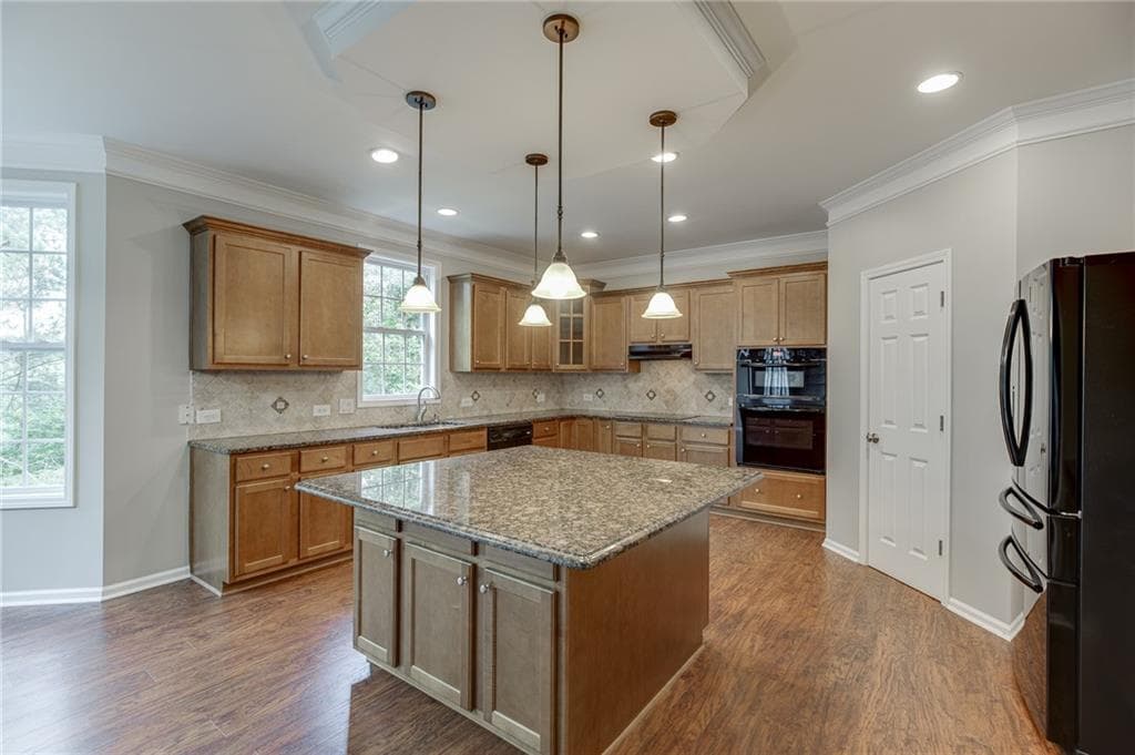 5 bedroom, 3 bathroom, 4,752 sq ft single family residence for sale at 5971 Peacock Lane, Hoschton, GA 30548 — photo 9