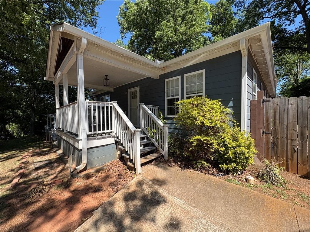 3 bedroom, 2 bathroom, 2,440 sq ft single family residence for sale at 1935 Dunlap Avenue, Atlanta, GA 30344 — photo 6