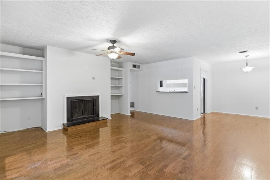 2 bedroom, 2 bathroom, 1,280 sq ft condominium for sale at 1011 Summit North Drive 1011, Atlanta, GA 30324 — photo 6