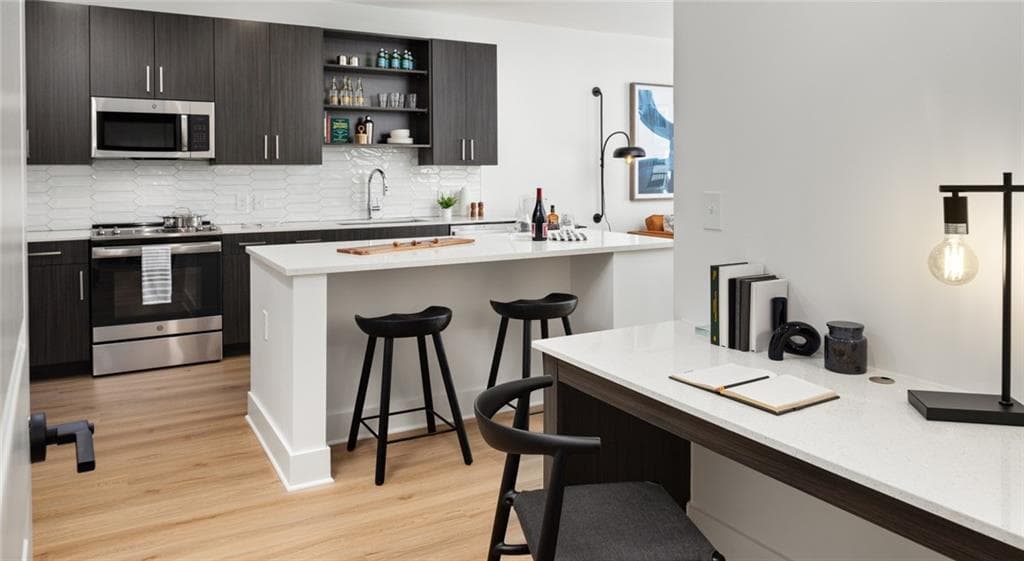 1 bedroom, 1 bathroom, 849 sq ft apartment for rent at 200 Nerem Street 0410, Atlanta, GA 30313 for $2,178 a month — photo 2