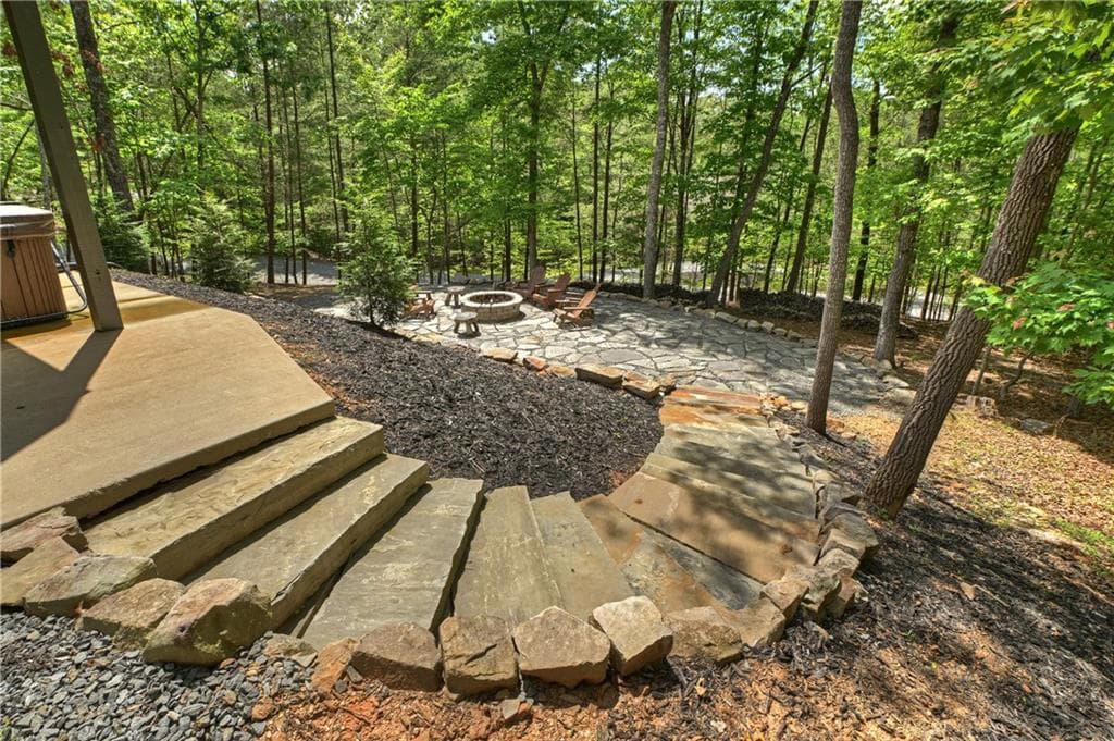 4 bedroom, 3 bathroom, 3,542 sq ft single family residence for sale at 346 Logan Drive, Mineral Bluff, GA 30559 — photo 4