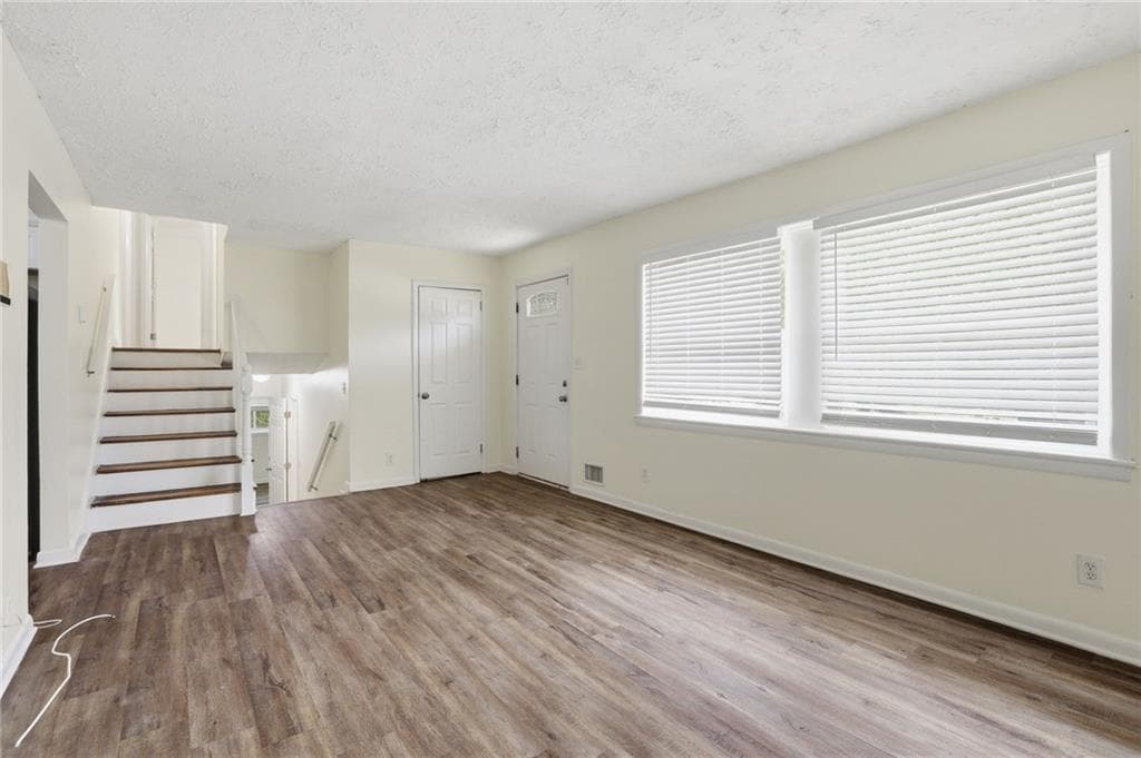 3 bedroom, 1 bathroom, 1,825 sq ft single family residence for sale at 1608 W Austin Road, Decatur, GA 30032 — photo 8