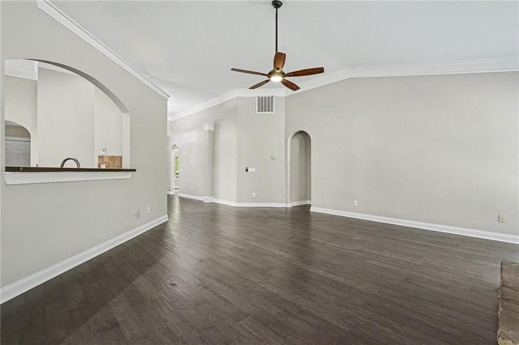 4 bedroom, 4 bathroom, 2,658 sq ft single family residence for sale at 279 Lake Vista Drive, Jefferson, GA 30549 — photo 8