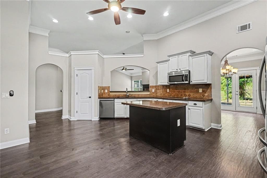 4 bedroom, 4 bathroom, 2,658 sq ft single family residence for sale at 279 Lake Vista Drive, Jefferson, GA 30549 — photo 9