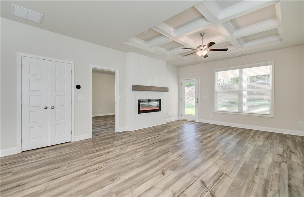 5 bedroom, 4 bathroom, 2,589 sq ft single family residence for sale at 21 Butternut Way, Auburn, GA 30011 — photo 9