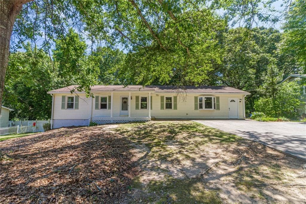 1527 Bennett Road, Grayson, GA 30017 — most recent listing photo