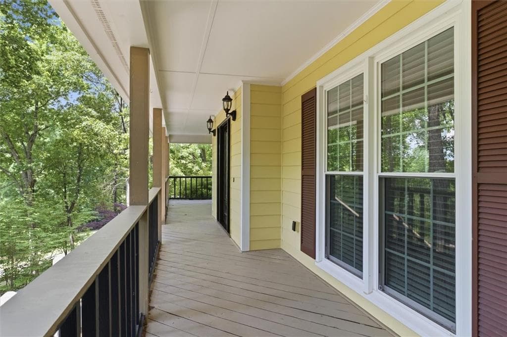 4 bedroom, 3 bathroom, 3,640 sq ft single family residence for sale at 232 Nacoochee Drive, Woodstock, GA 30188 — photo 3