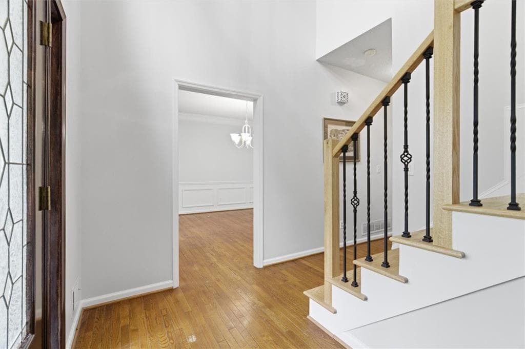 4 bedroom, 3 bathroom, 3,640 sq ft single family residence for sale at 232 Nacoochee Drive, Woodstock, GA 30188 — photo 8