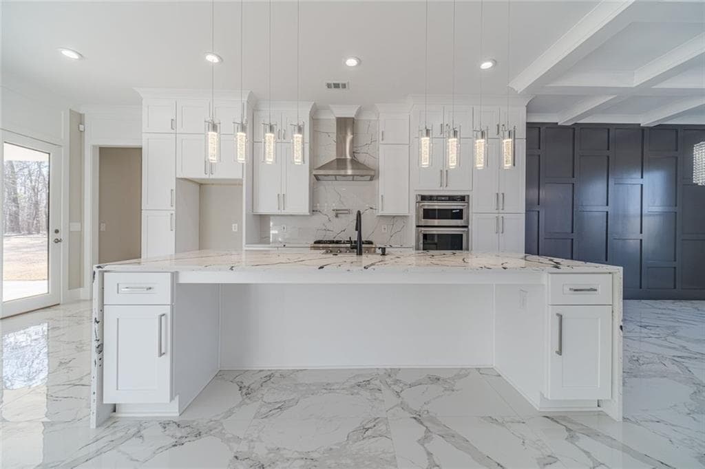5 bedroom, 4 bathroom, 4,250 sq ft single family residence under contract at 1785 Traditions Way, Jefferson, GA 30549 — photo 2