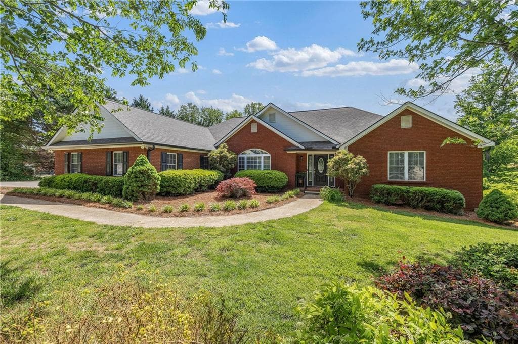 204 Windrose Meadow Lane, Clarkesville, GA 30523 — most recent listing photo