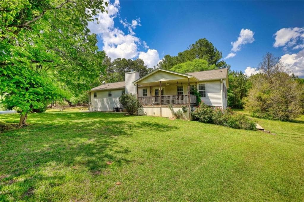 3 bedroom, 3 bathroom, 2,352 sq ft single family residence for sale at 2643 Macedonia Road, Franklin, GA 30217 — photo 3