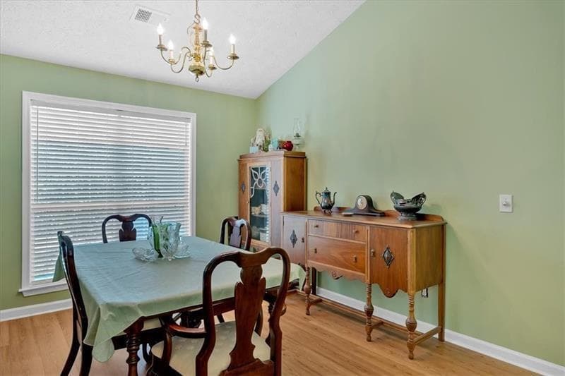 3 bedroom, 2 bathroom, 1,798 sq ft single family residence for sale at 322 London Lane, Hiram, GA 30141 — photo 7