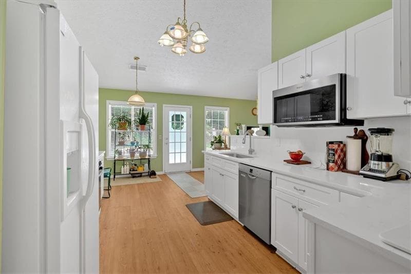 3 bedroom, 2 bathroom, 1,798 sq ft single family residence for sale at 322 London Lane, Hiram, GA 30141 — photo 9