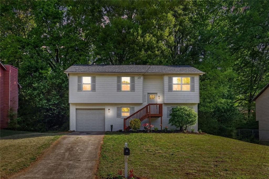 2546 Candler Woods, Decatur, GA 30032 — most recent listing photo