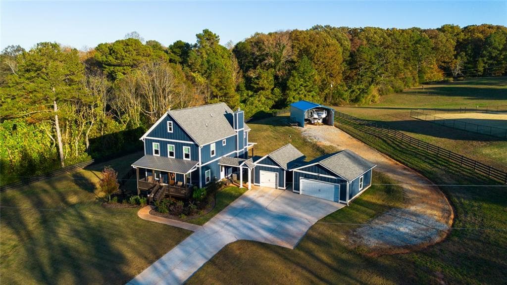 3 bedroom, 3 bathroom, 2,324 sq ft single family residence for sale at 564 Old Airport Road, Commerce, GA 30530