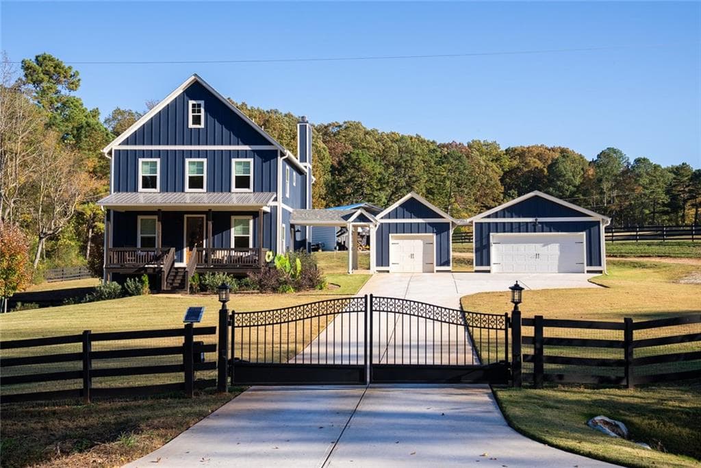 3 bedroom, 3 bathroom, 2,324 sq ft single family residence for sale at 564 Old Airport Road, Commerce, GA 30530 — photo 2