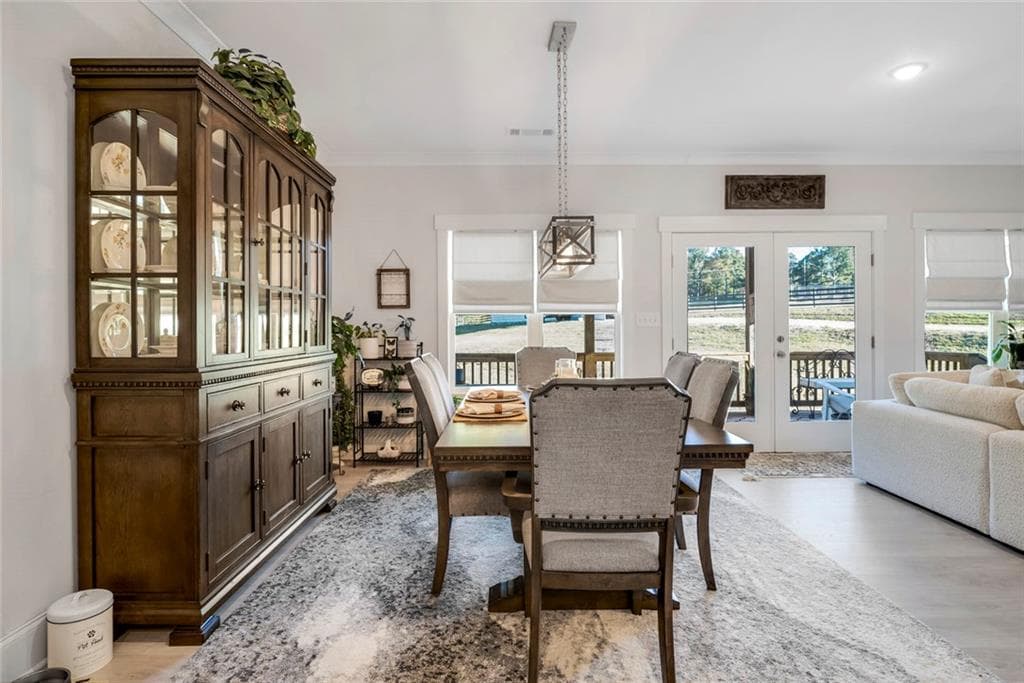 3 bedroom, 3 bathroom, 2,324 sq ft single family residence for sale at 564 Old Airport Road, Commerce, GA 30530 — photo 10