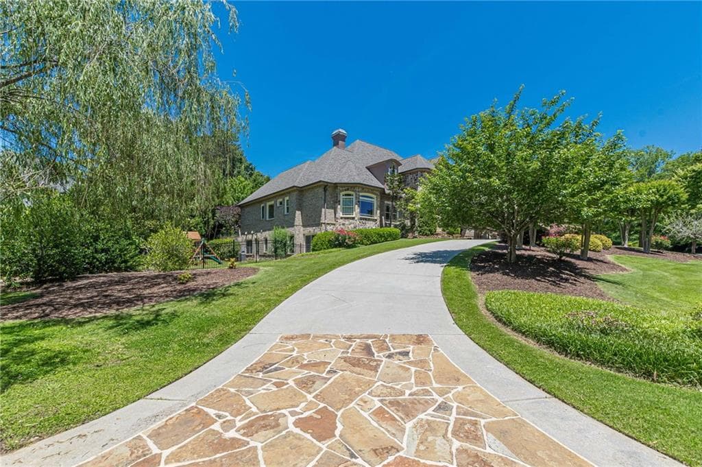 6 bedroom, 9 bathroom, 11,360 sq ft single family residence for sale at 730 Glenairy Drive, Sandy Springs, GA 30328 — photo 3