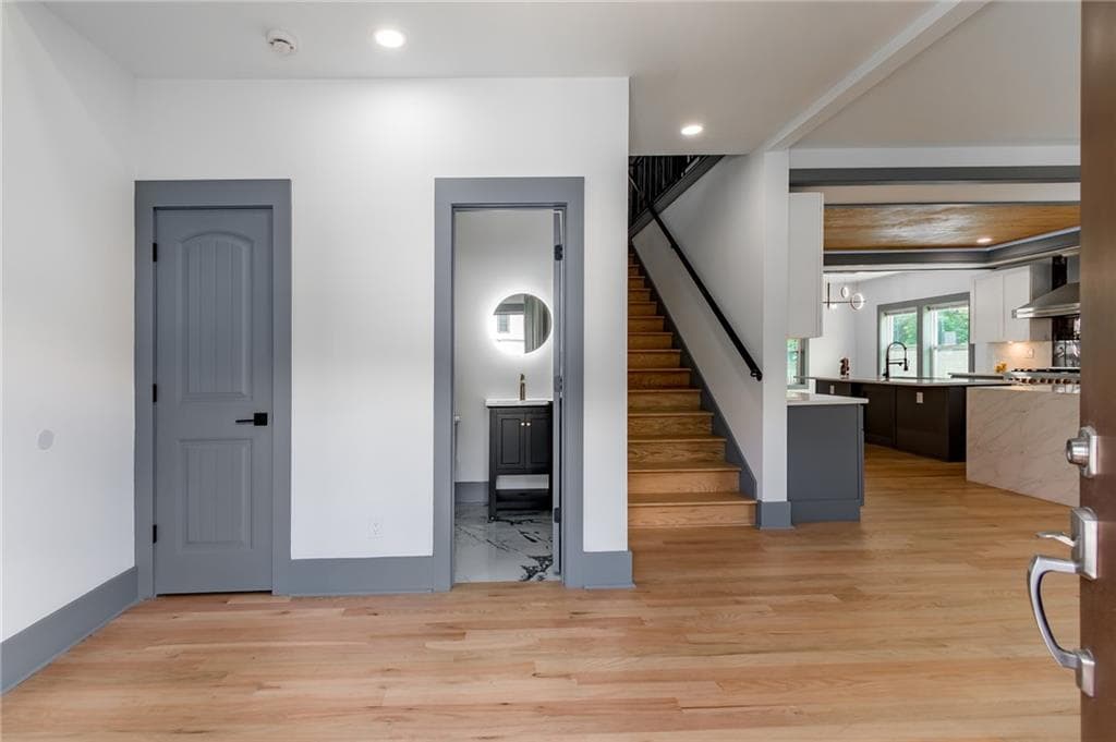 5 bedroom, 6 bathroom, 4,056 sq ft single family residence for sale at 2369 Mcafee Road, Decatur, GA 30032 — photo 5