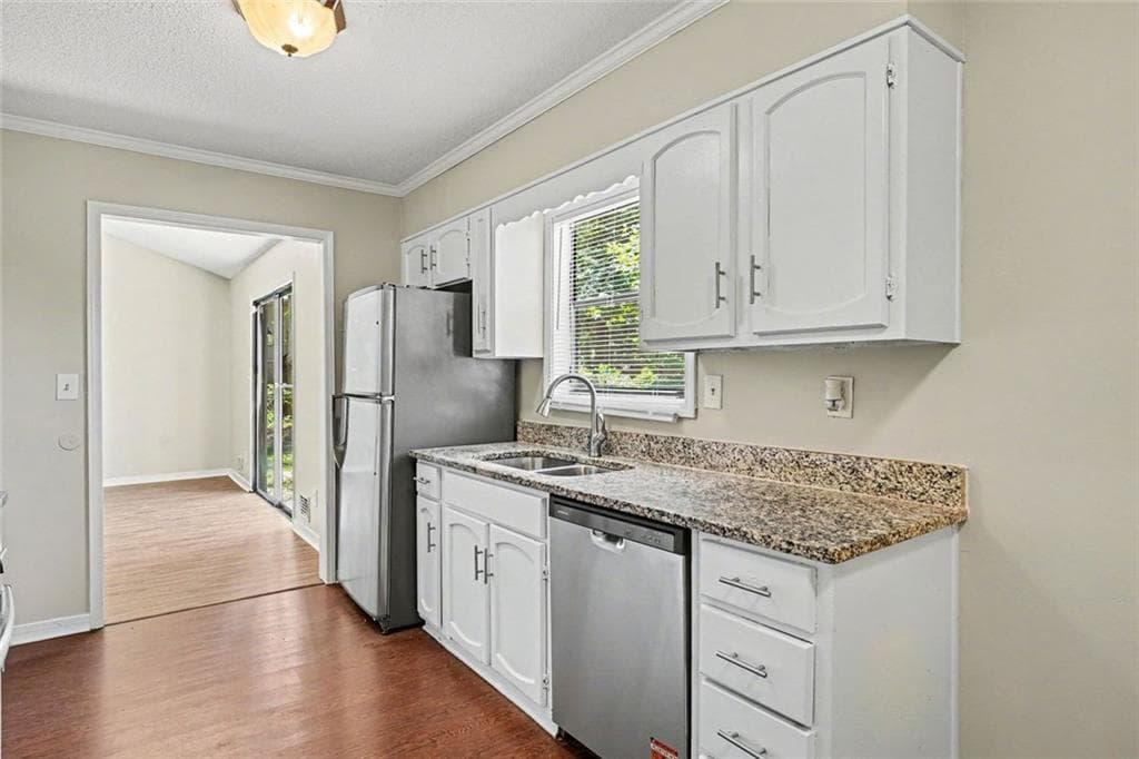 3 bedroom, 2 bathroom, 1,293 sq ft single family residence for sale at 3431 Underwood Court, Conyers, GA 30013 — photo 10