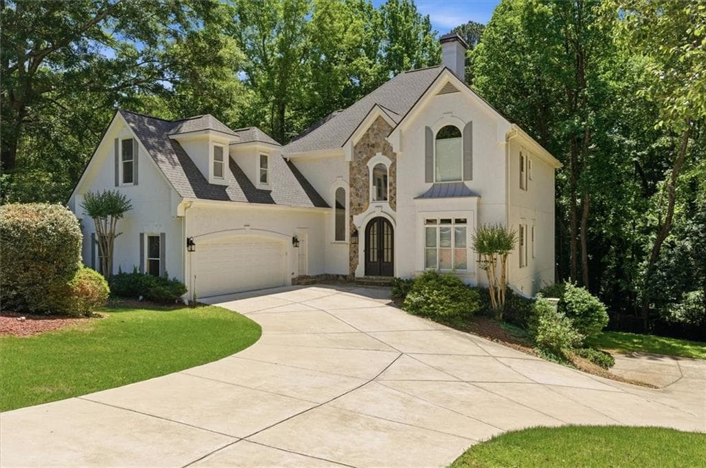 5 bedroom, 6 bathroom, 5,522 sq ft single family residence for rent at 1247 Manor Oaks Court, Atlanta, GA 30338 for $6,500 a month — photo 2
