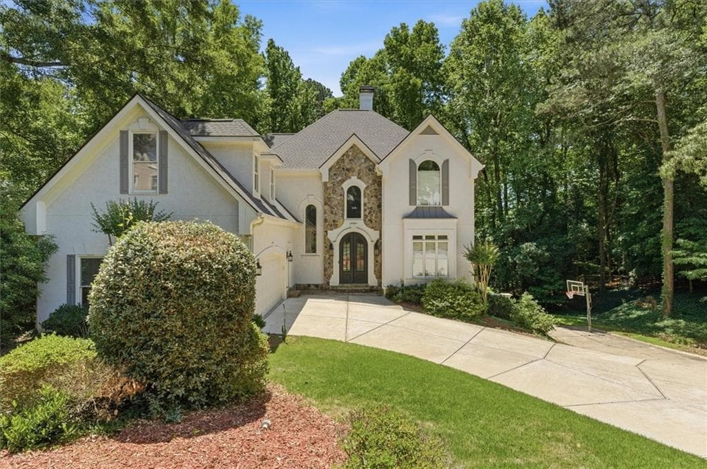 5 bedroom, 6 bathroom, 5,522 sq ft single family residence for rent at 1247 Manor Oaks Court, Atlanta, GA 30338 for $6,500 a month — photo 4