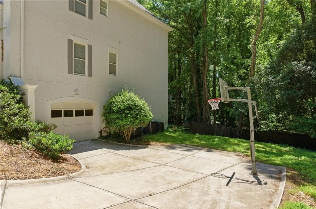 5 bedroom, 6 bathroom, 5,522 sq ft single family residence for rent at 1247 Manor Oaks Court, Atlanta, GA 30338 for $6,500 a month — photo 6