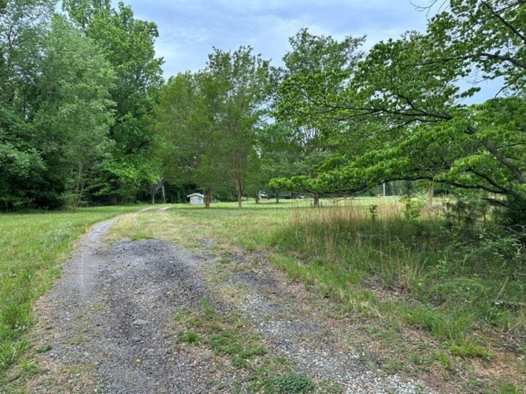 3 bedroom, 4 bathroom single family residence for sale at 4454 Ledan Extension, Gainesville, GA 30506 — photo 4