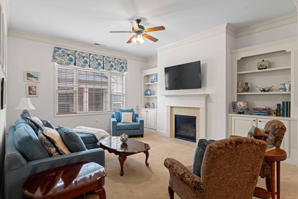 3 bedroom, 3 bathroom, 2,146 sq ft condominium under contract at 1610 Bluestone Drive, Cumming, GA 30041 — photo 3