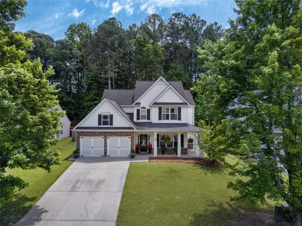 3 bedroom, 3 bathroom, 2,023 sq ft single family residence for sale at 613 Hemlock Court, Villa Rica, GA 30180 — photo 2