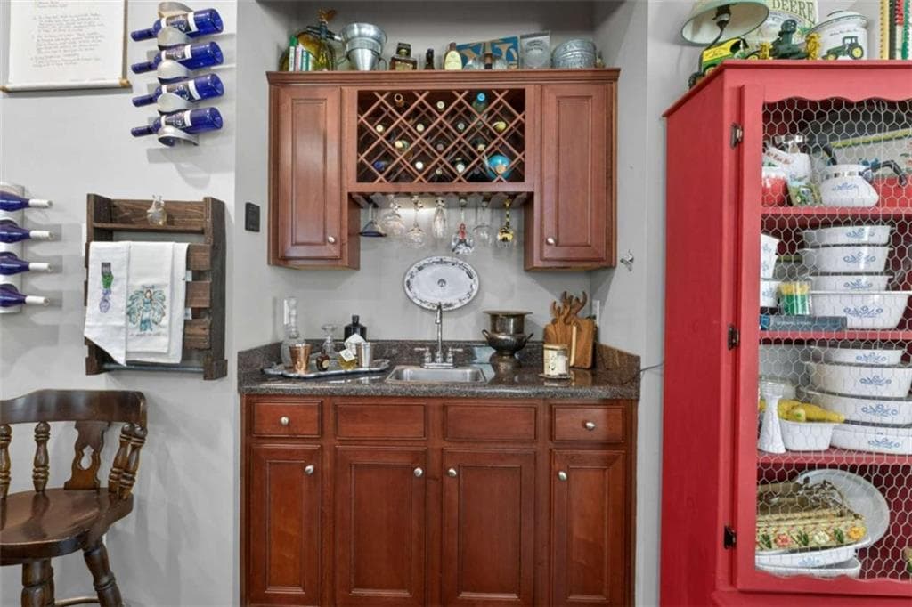 3 bedroom, 3 bathroom, 2,023 sq ft single family residence for sale at 613 Hemlock Court, Villa Rica, GA 30180 — photo 10