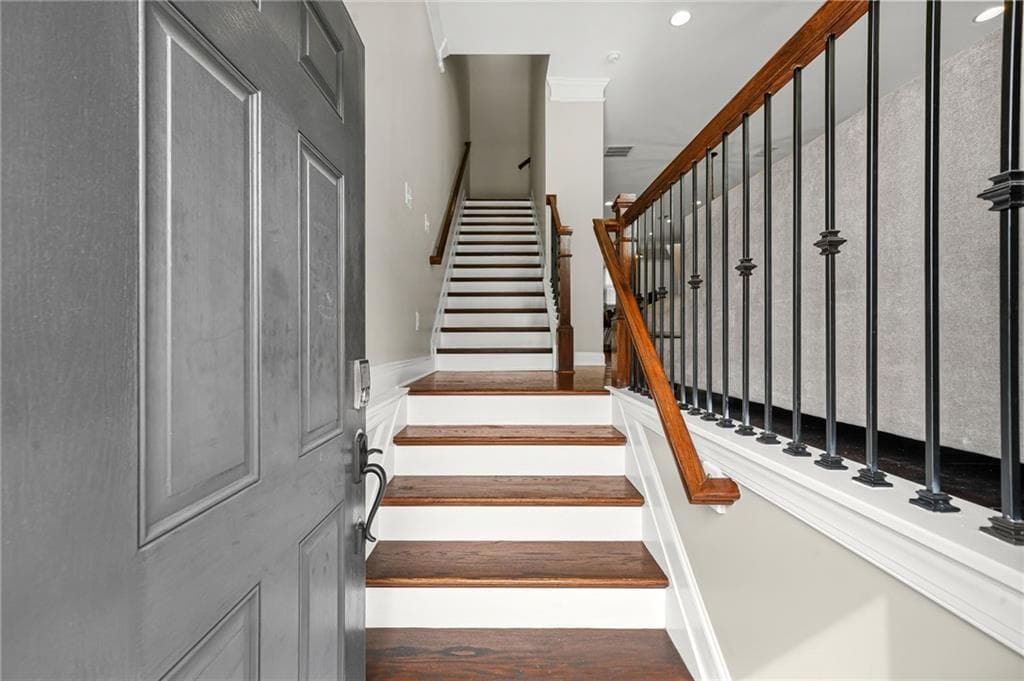 3 bedroom, 4 bathroom, 2,000 sq ft townhouse for sale at 4405 DONAHUE Avenue, Sugar Hill, GA 30518 — photo 8